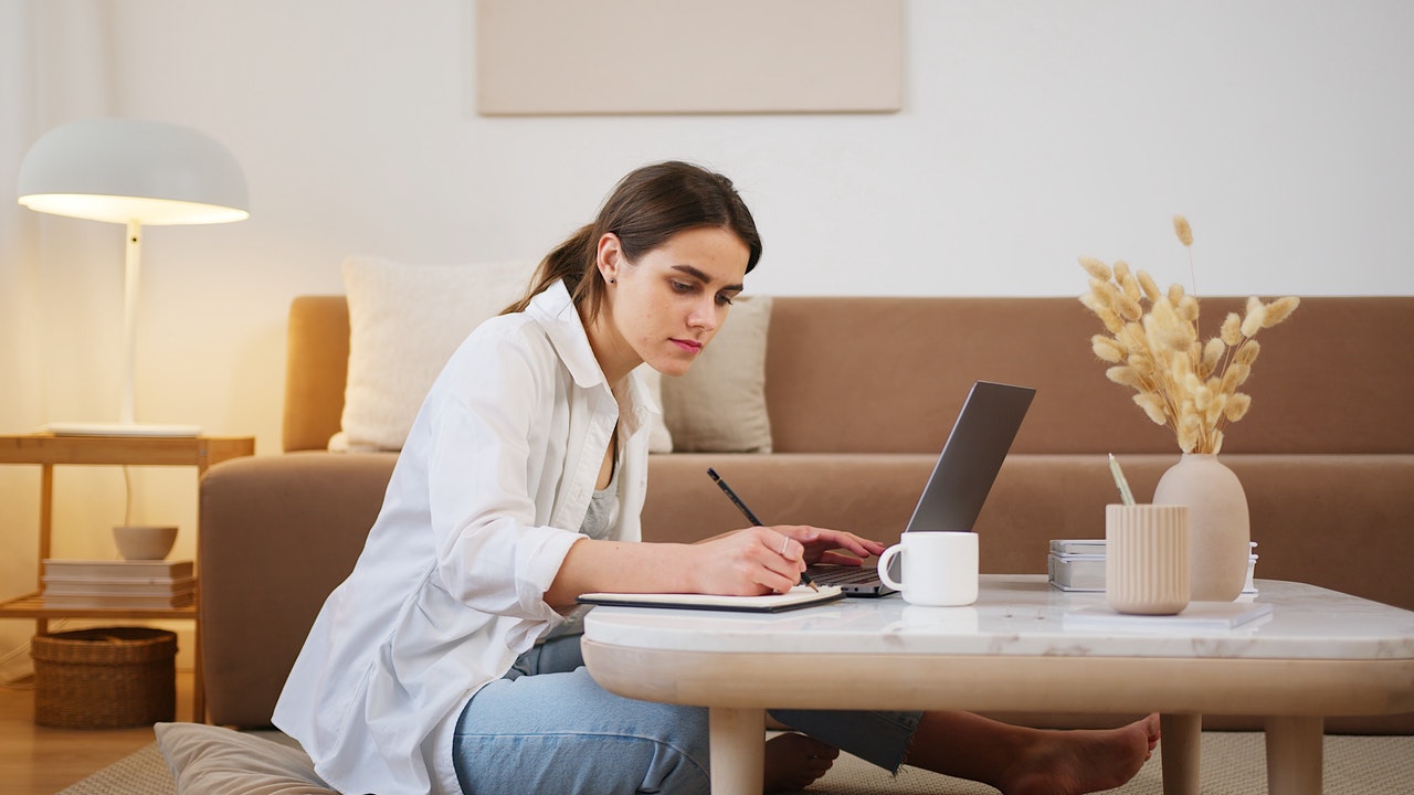 marre d'utiliser votre table de salon pour étudier