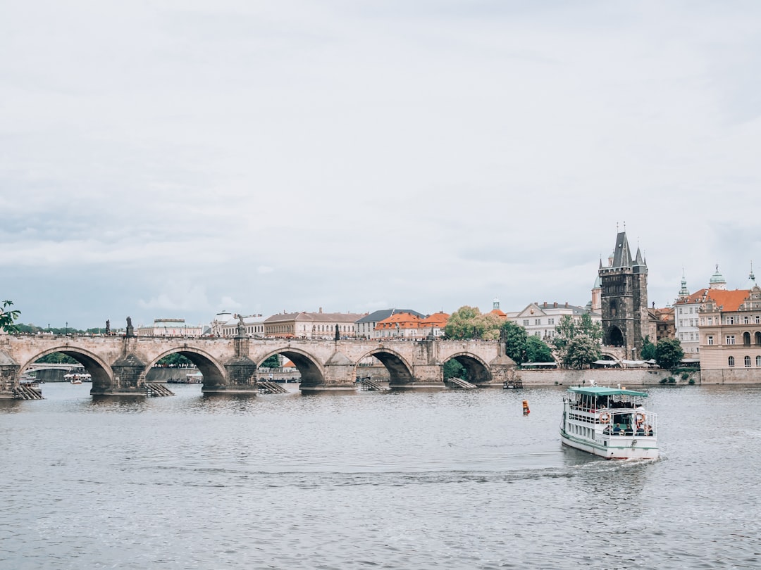 découvrez les meilleures destinations pour un city break : conseils, astuces et idées de séjours courts dans les plus belles villes d'europe et du monde. préparez votre escapade urbaine idéale !