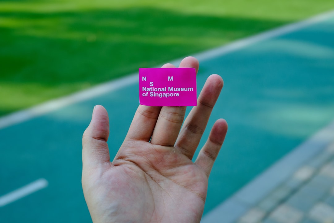 profitez d'économies exclusives avec notre carte de réduction senior, spécialement conçue pour offrir des avantages et remises aux personnes âgées.