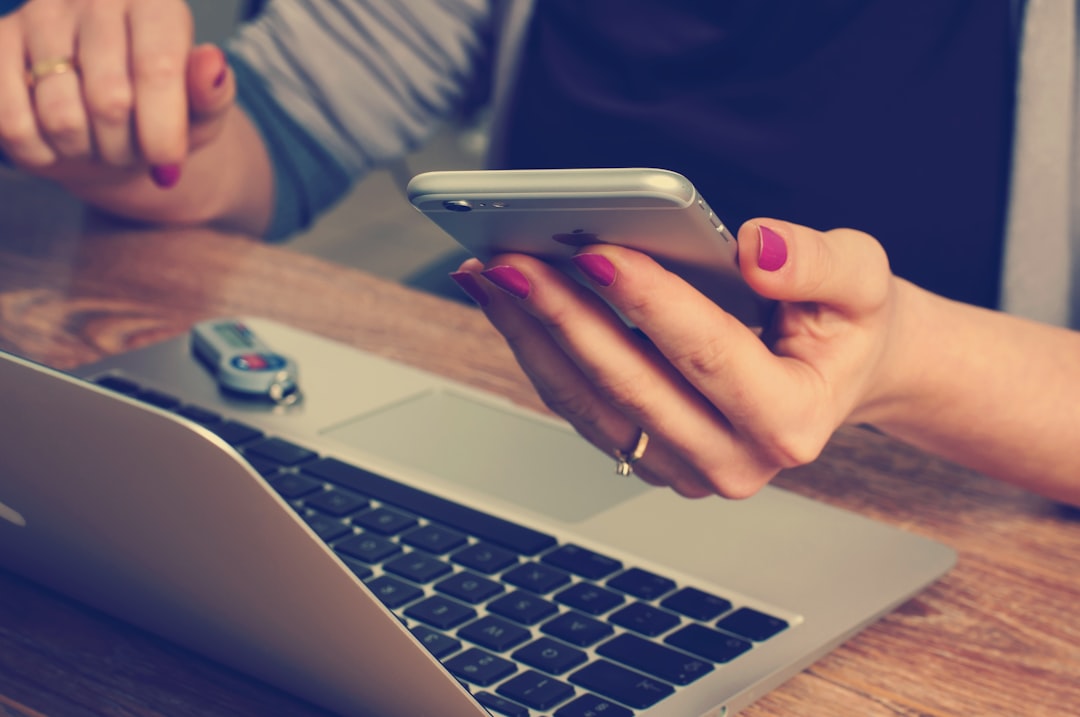 découvrez les meilleures pratiques et solutions pour assurer la sécurité numérique de vos données et protéger votre vie privée en ligne.