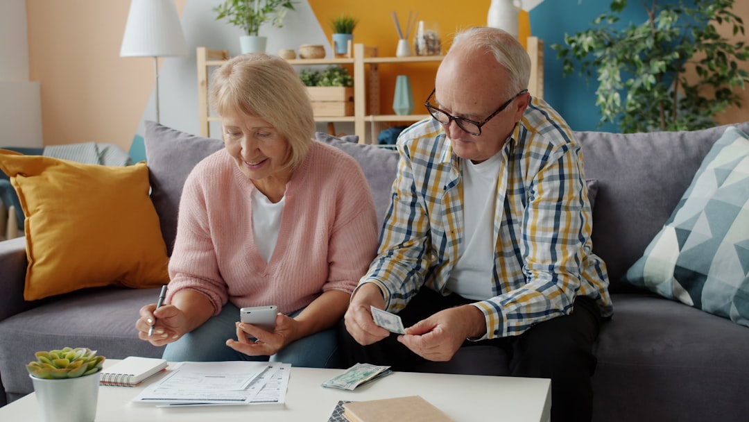 aide énergétique pour les retraités à faible revenu : découvrez les solutions et dispositifs pour alléger vos factures d'énergie et bénéficier d'un soutien adapté.