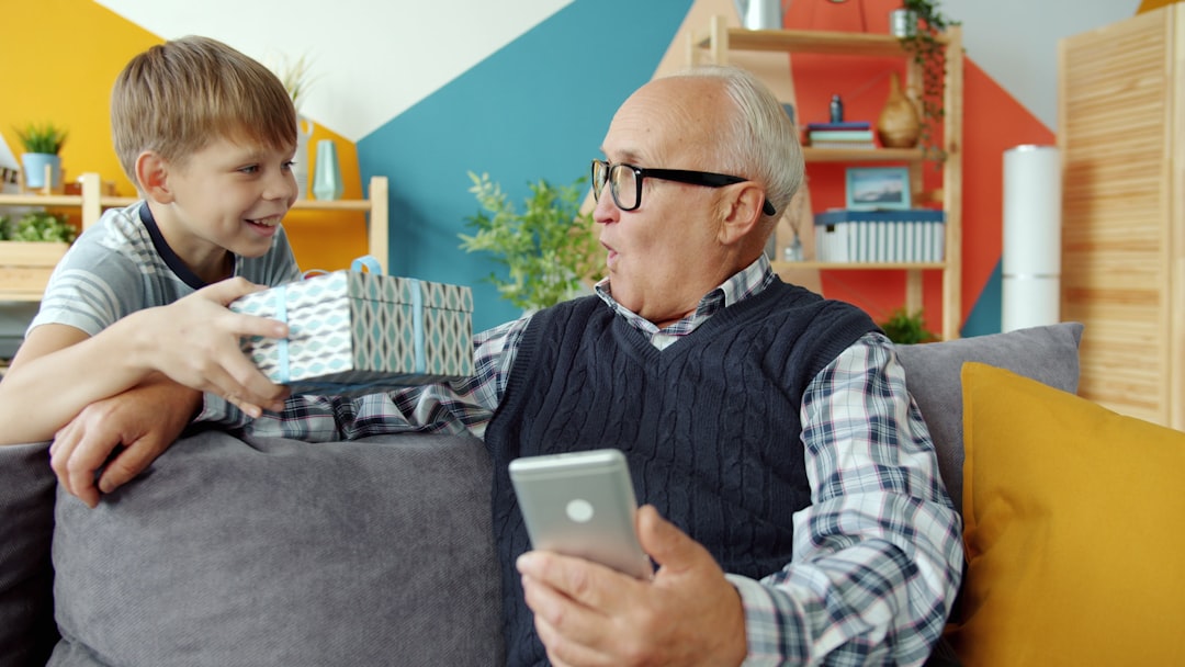 découvrez comment les seniors peuvent tirer parti de linkedin pour développer leur réseau professionnel, partager leur expérience et trouver de nouvelles opportunités.