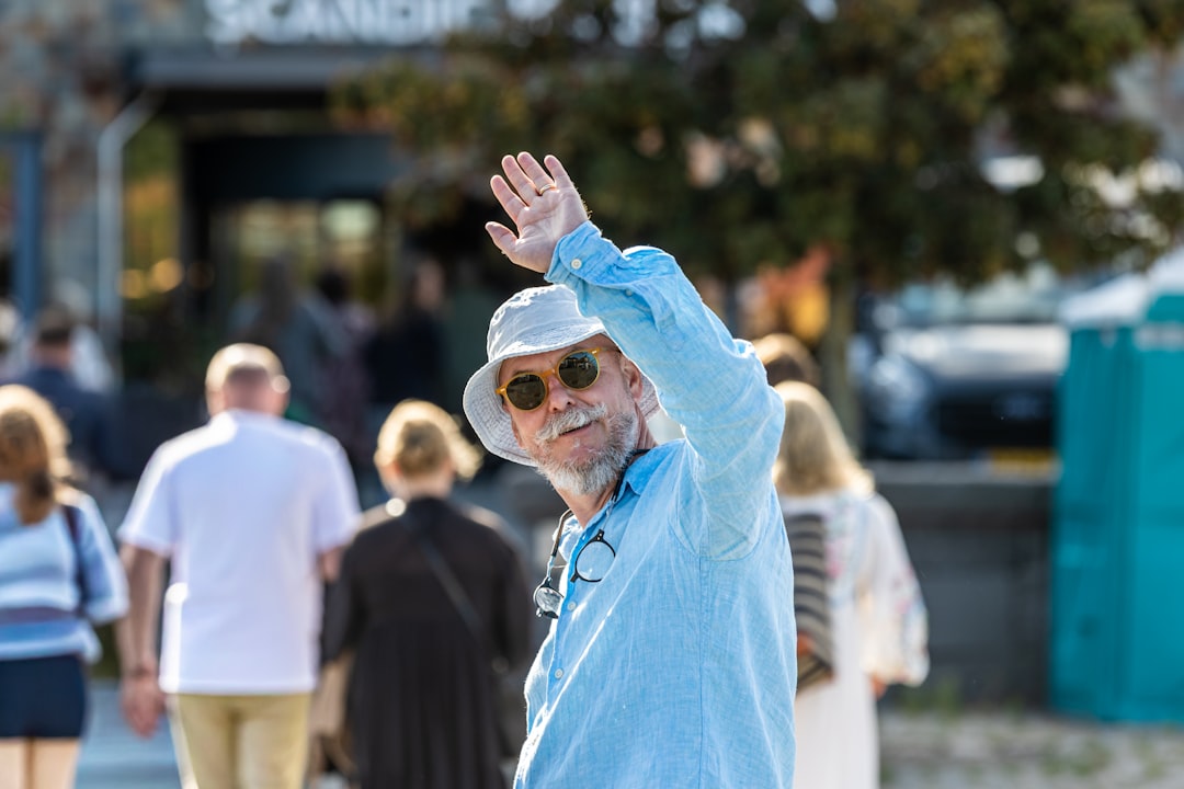 découvrez nos offres de city breaks spécialement conçues pour les seniors, alliant confort, culture et détente pour des escapades inoubliables en ville.