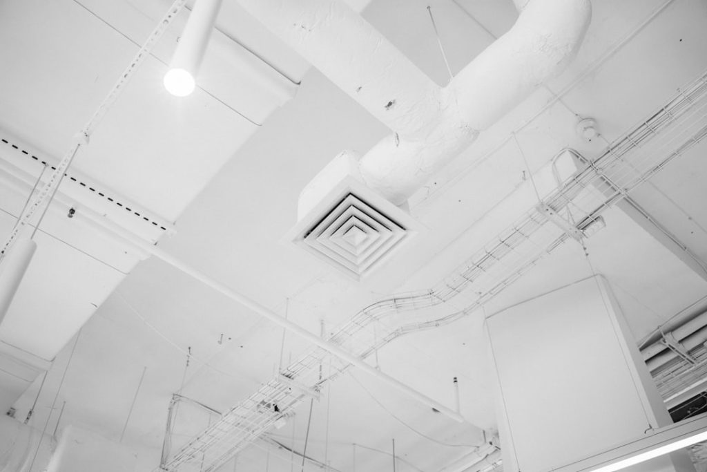 capteur de qualit&eacute; de l'air int&eacute;rieur pour surveiller et am&eacute;liorer la sant&eacute; de votre environnement domestique en temps r&eacute;el.