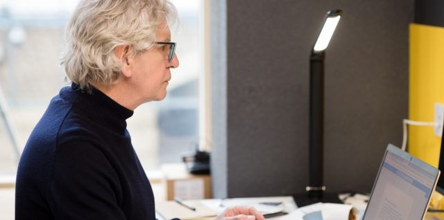 découvrez des procédures administratives en ligne simplifiées spécialement conçues pour les seniors, afin de faciliter leurs démarches au quotidien.