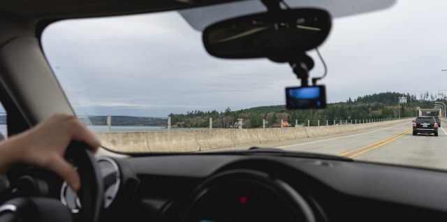 conseils et bonnes pratiques pour conduire en toute sécurité après 60 ans, en adaptant votre conduite à vos capacités et à votre environnement.