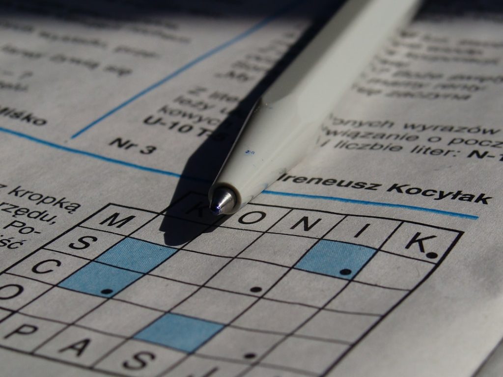 d&eacute;couvrez des mots crois&eacute;s en ligne gratuits sp&eacute;cialement con&ccedil;us pour les seniors, offrant des jeux stimulants et amusants pour exercer la m&eacute;moire et passer un bon moment.