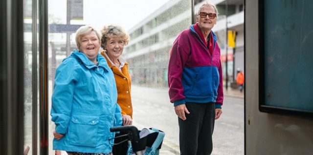 assurance voyage senior : profitez de votre aventure en toute sérénité avec une couverture adaptée aux besoins des voyageurs âgés.