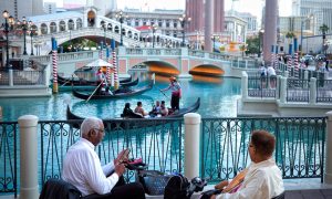 découvrez nos city breaks spécialement conçus pour les seniors, alliant confort, culture et détente lors de courts séjours en ville.